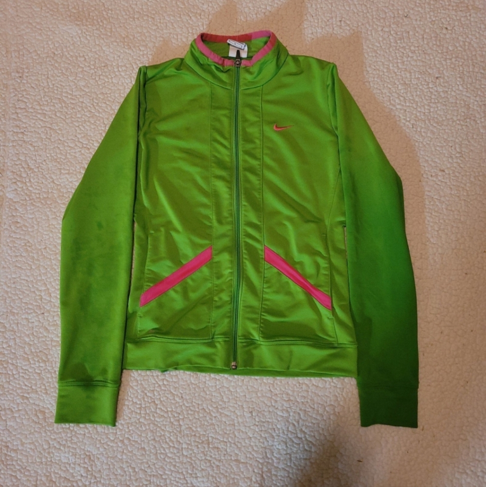 Nike dri fit kids large
